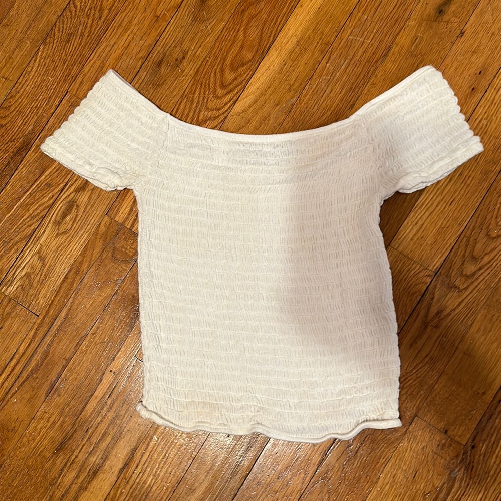 Brandy Melville Off the Shoulder